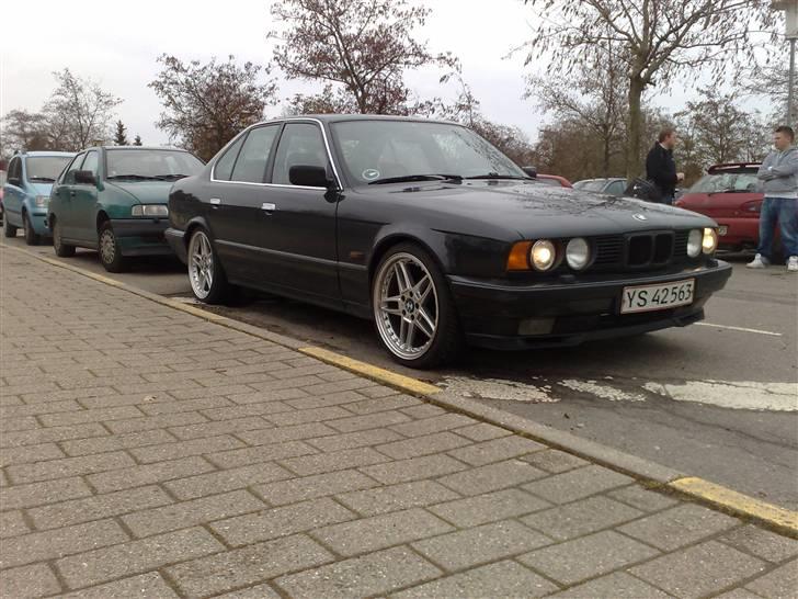 BMW 520i solgt billede 4