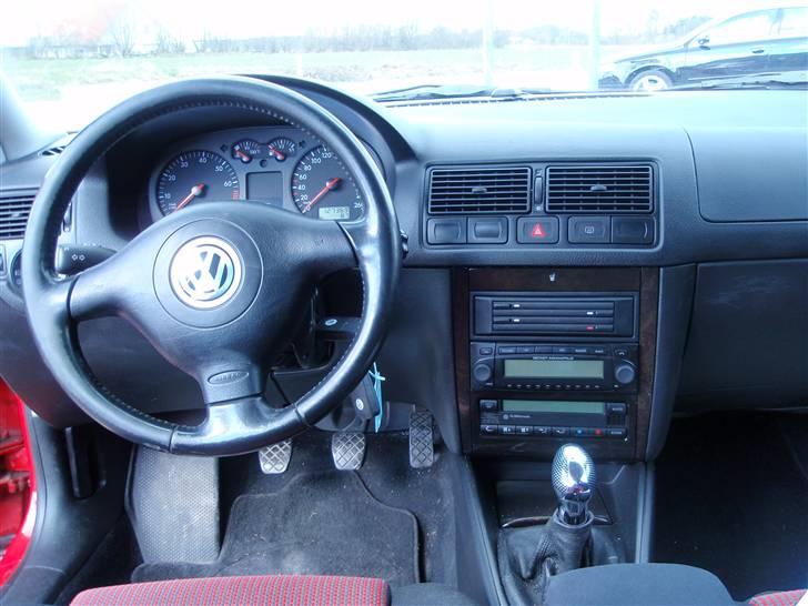 VW golf 4 1,8 turbo solgt billede 6