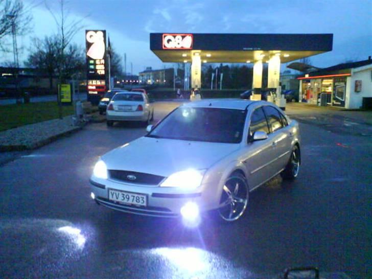 Ford mondeo 2,0 ghia - noget skulle jo dække de nummer billede 1