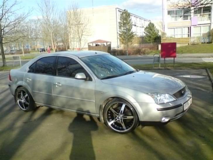 Ford mondeo 2,0 ghia billede 3
