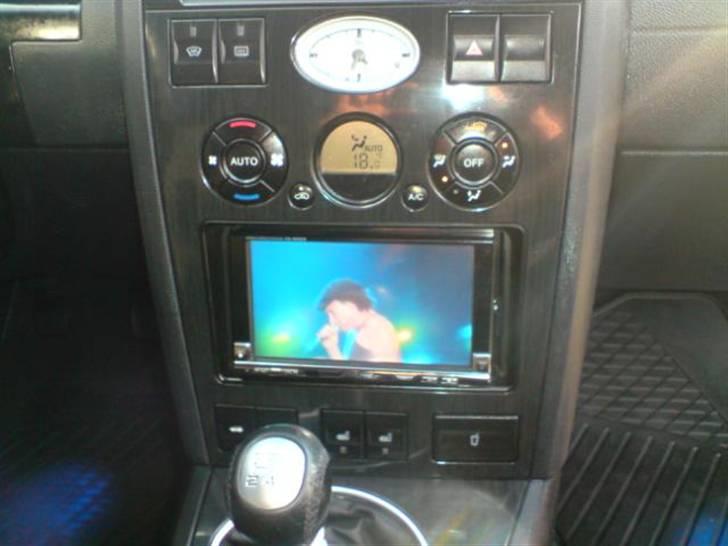 Ford mondeo 2,0 ghia - møøg lækkert multimedia center billede 4