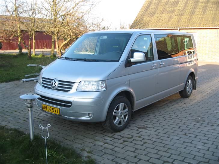 VW Caravelle billede 1