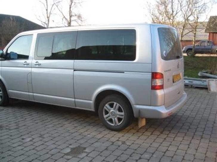 VW Caravelle billede 3