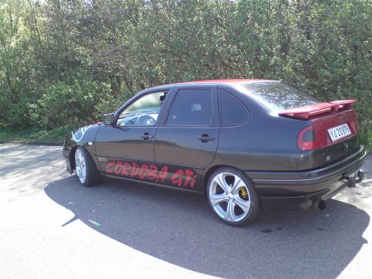Seat Cordoba 1,8 16V GTi - Det nye klistermærke... Nice c",) billede 13