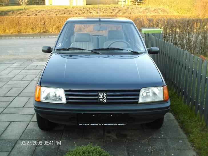 Peugeot 205 XR 1,4 billede 2