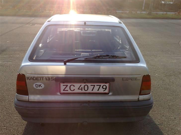Opel Kadett 1,3 S LS SOLGT ! billede 7