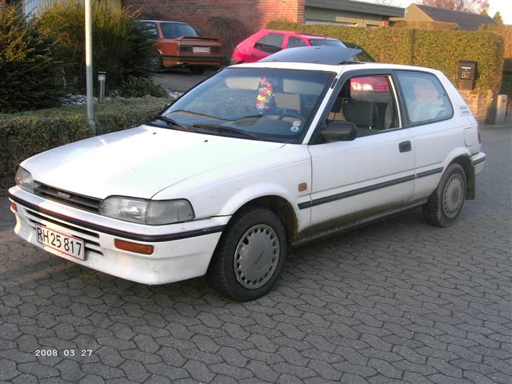 Toyota Corolla 1.3 XLI billede 7