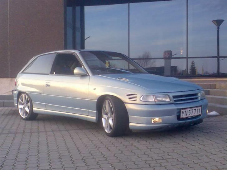 Opel astra 2,0 16v gsi (solgt) billede 1