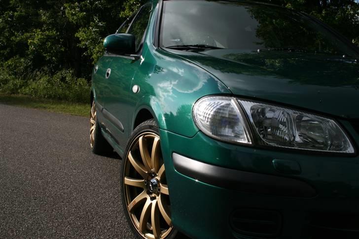 Nissan almera turbo - nylakert fin turbo almera :D billede 1