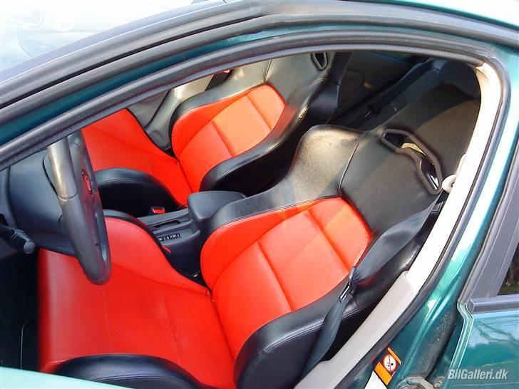 Nissan almera turbo - så kom de nye sæder i ;) billede 5