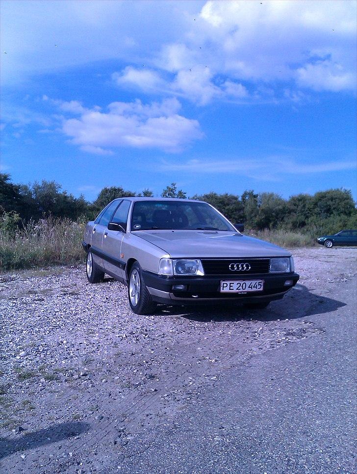 Audi 100 2,3E billede 1