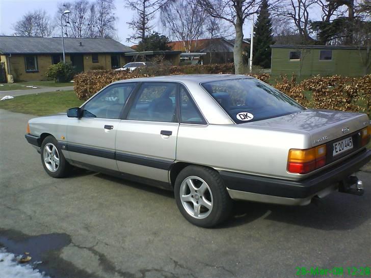 Audi 100 2,3E billede 3