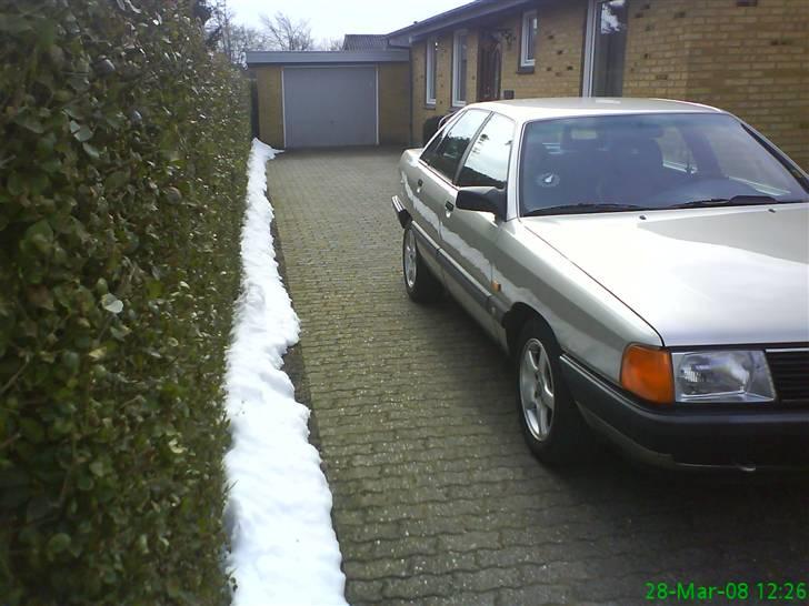 Audi 100 2,3E billede 4