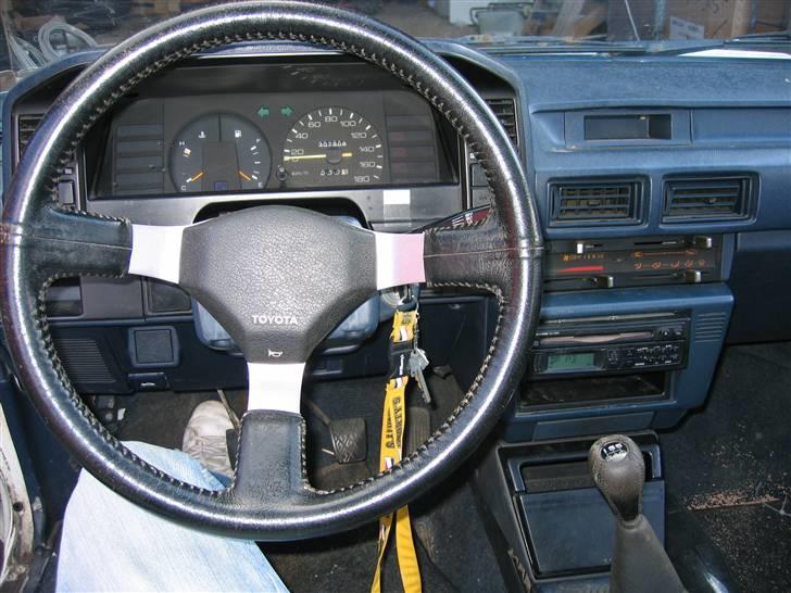 Toyota Corolla DX - GT ret og skuffe.  billede 6