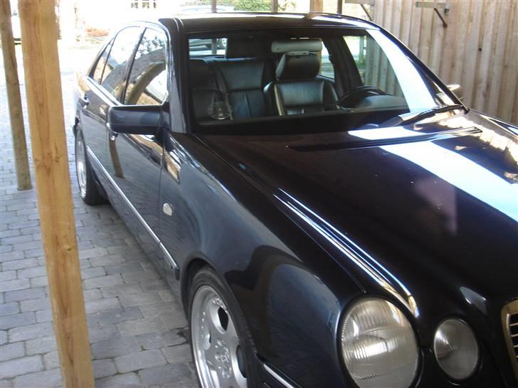 Mercedes Benz E320 SOLGT! billede 5