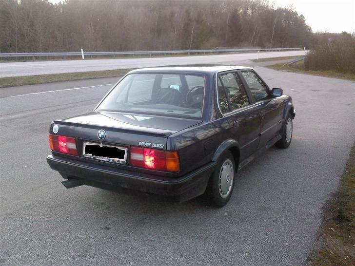 BMW 325 IAX ( SOLGT ) billede 3