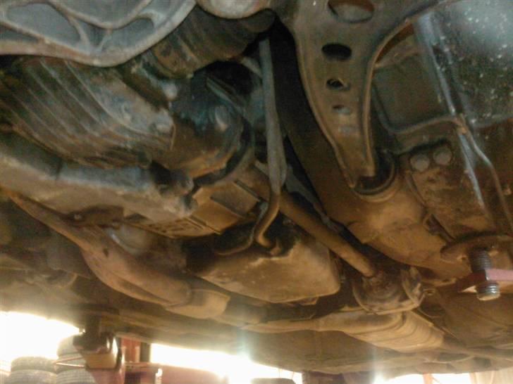 BMW 325 IAX ( SOLGT ) - Det er så hvordan den ser ud, ud til 4 hjuls trækket. billede 9