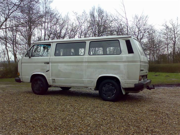 VW T3 1.6 TD (solgt) - Er meget grim ved det :) billede 1