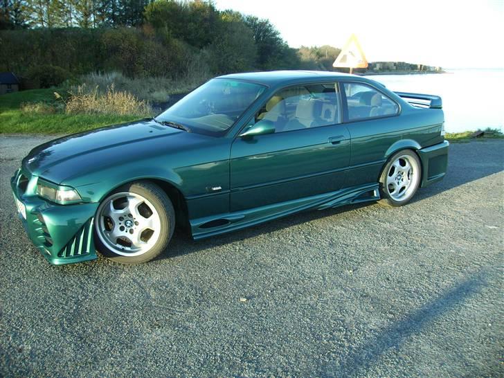 BMW E36 320i coupe billede 11