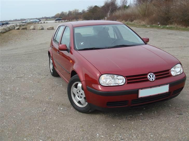 VW Golf 4, 1,9 TDI **SOLGT** billede 1