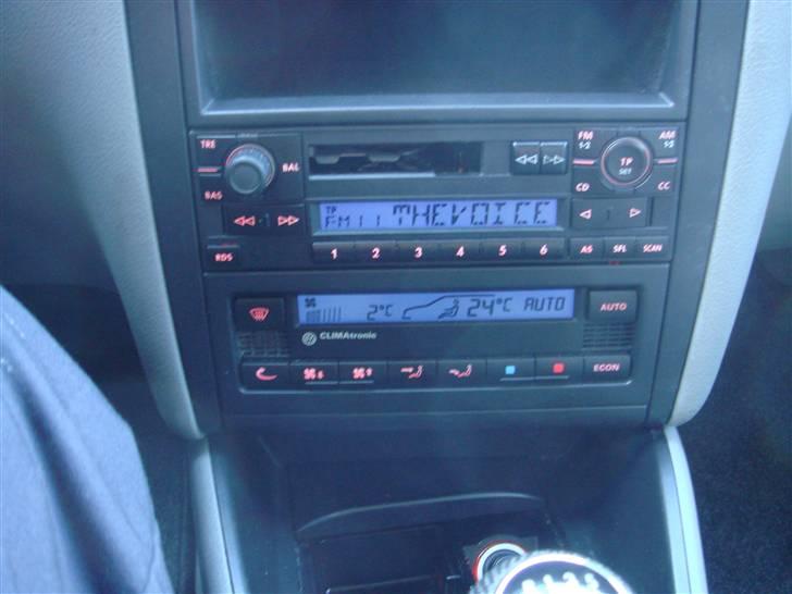 VW Golf 4, 1,9 TDI **SOLGT** - Den Gamle Radio fin en men ved ikke om Båndoptageren virker  hehe billede 16