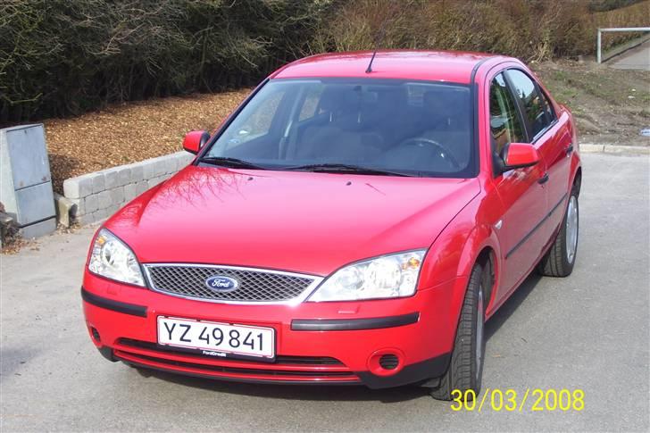 Ford Mondeo SOLGT billede 10