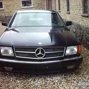 Mercedes Benz 560 sec