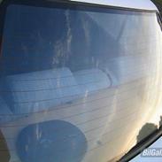 Nissan Sunny 1,6 lx *knust*