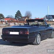 BMW 325i Cabriolet *SOLGT*