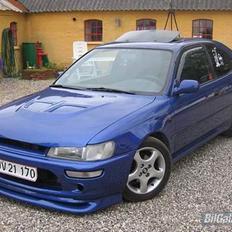 Toyota Corolla 20V min gamle bil