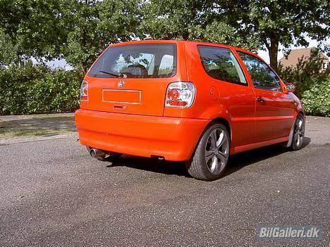 VW Polo 16v SOLGT - farven ser ikke så pæn ud på billed som den gør normalt man kan bedre se farven på det første biled billede 5