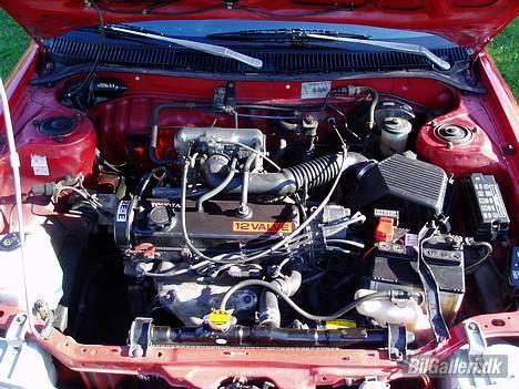 Toyota Corolla XLI >SOLGT< - 1300 12v.. med "injection" 82 vilde hk.. hehe billede 7