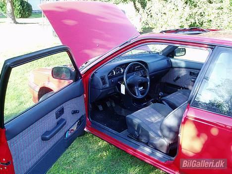 Toyota Corolla XLI >SOLGT< - Tjahh omdr tæller, økonomi, og anlæg... og 230.000km. ca. og med  sæder :-) billede 8