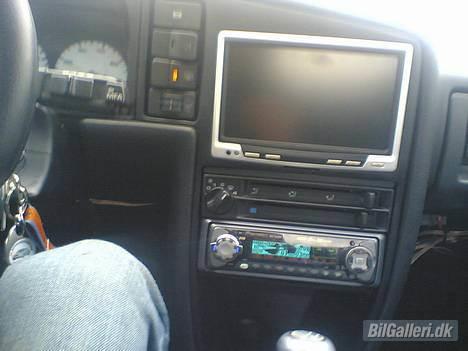 VW Corrado *SOLGT* - Så fik jeg bygget min skærm og ps2 i ;) billede 8