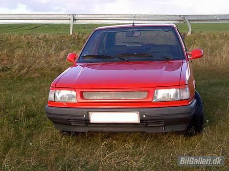 Peugeot 309 billede 2