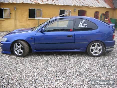 Toyota Corolla 20V min gamle bil billede 9