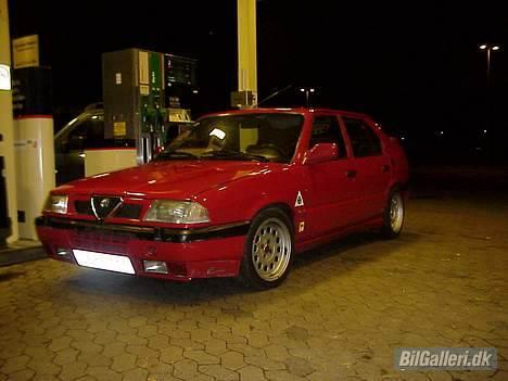 Alfa Romeo 33 IE billede 2