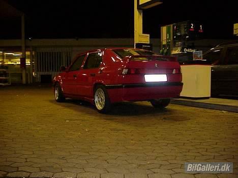 Alfa Romeo 33 IE billede 3