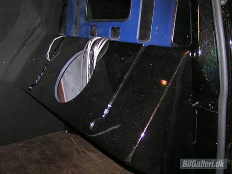 VW transporter t4 SOLGT - baskassen bagfra billede 2