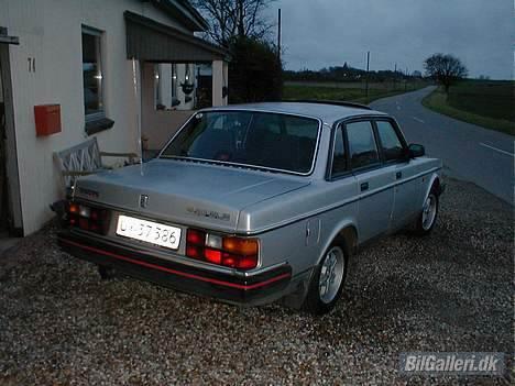 Volvo 240 GLE billede 5