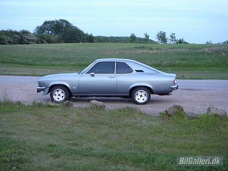 Opel Manta A "SOLGT"!!!!!! - En anelse lavere ville ikke gøre noget billede 5