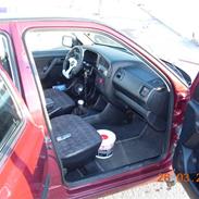 VW Golf 1.8 cl (SOLGT)