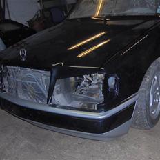 Mercedes Benz 300E pick up