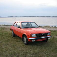 Opel Ascona B 1.6 SR