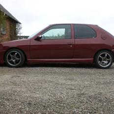 Peugeot 306 *under ombygning*