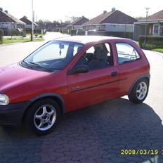 Opel Corsa B 