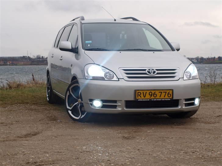 Toyota Sportvan *Total smadret* billede 1