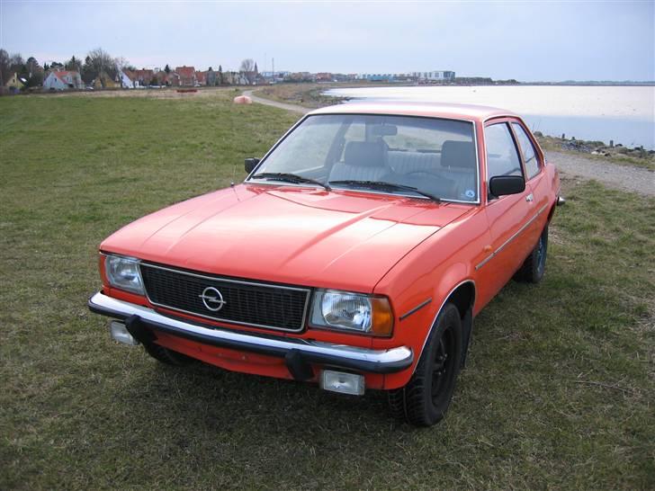 Opel Ascona B 1.6 SR billede 4