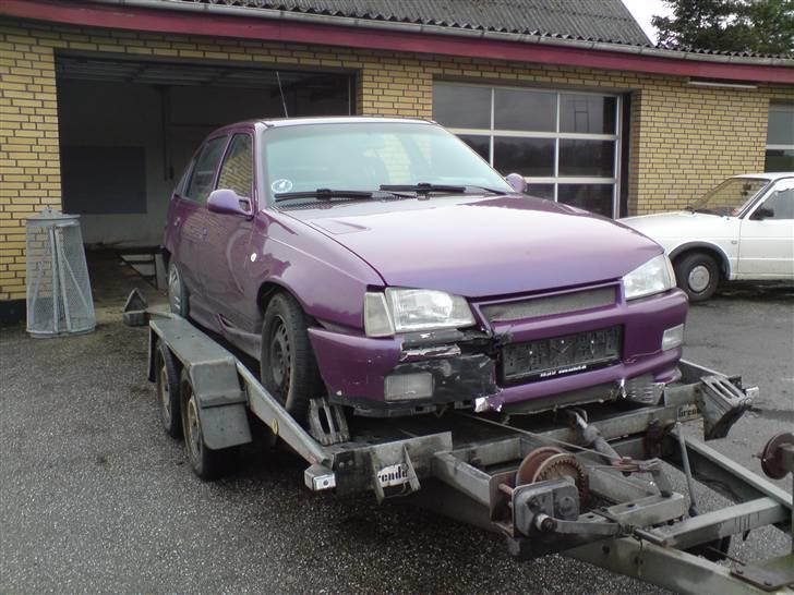 Opel Kadett e gsi 16v. Skrotte billede 2