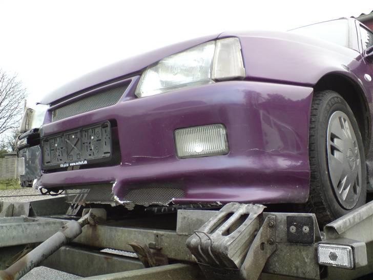 Opel Kadett e gsi 16v. Skrotte billede 6